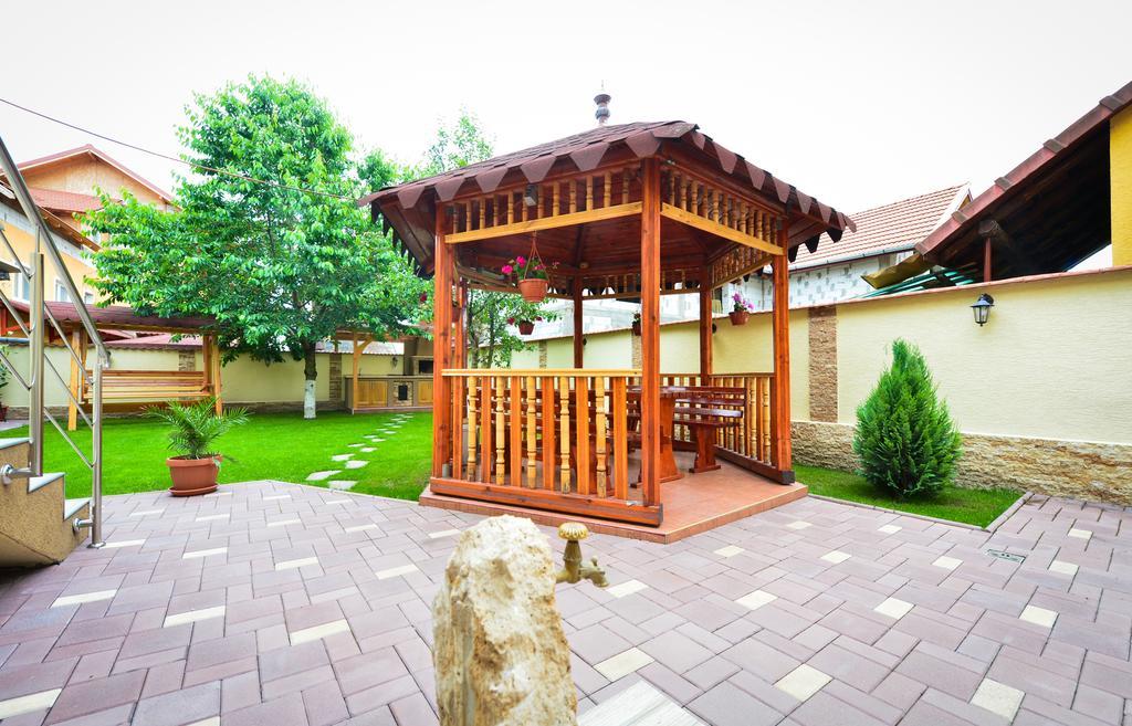 فندق Casa Vio Haţeg المظهر الخارجي الصورة